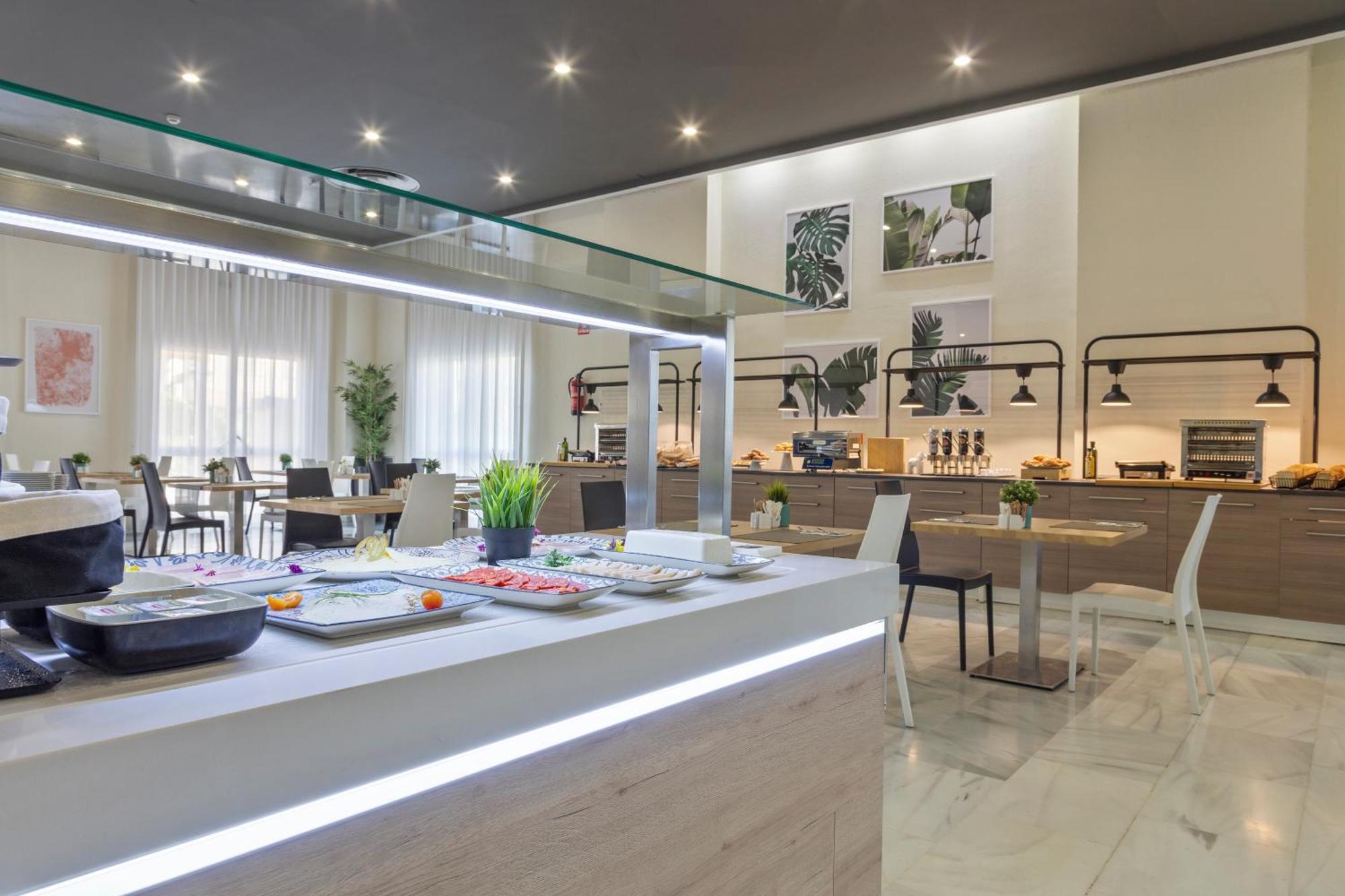 Hotel Trh La Motilla Dos Hermanas Zewnętrze zdjęcie